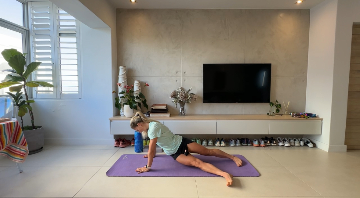 Yoga June 2024 Week 3 – Carla Molinaro